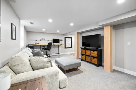 5344 Chowen Avenue S Minneapolis MN 55410