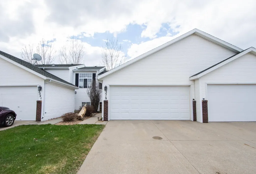 3519 31st Street S Fargo ND 58104