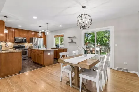 7116 Bristol Boulevard Edina MN 55435