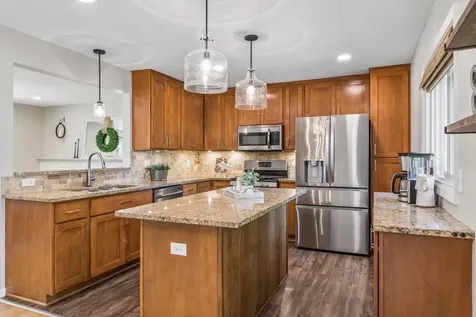 7116 Bristol Boulevard Edina MN 55435