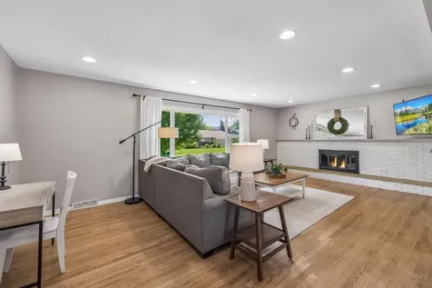 7116 Bristol Boulevard Edina MN 55435
