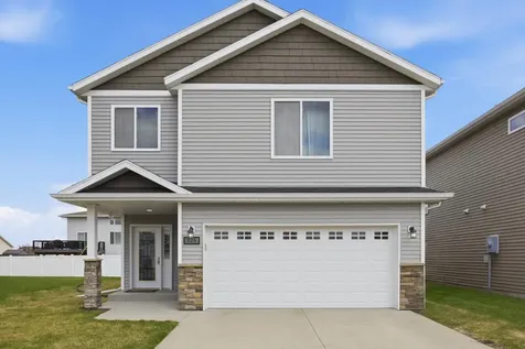 928 41st Avenue S Moorhead MN 56560