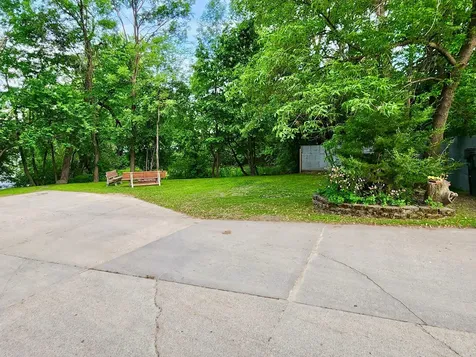 12934 Bayview Drive Sauk Centre MN 56378