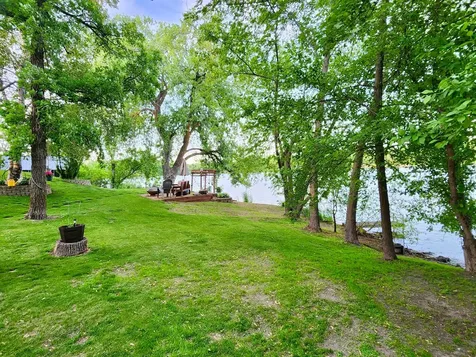 12934 Bayview Drive Sauk Centre MN 56378