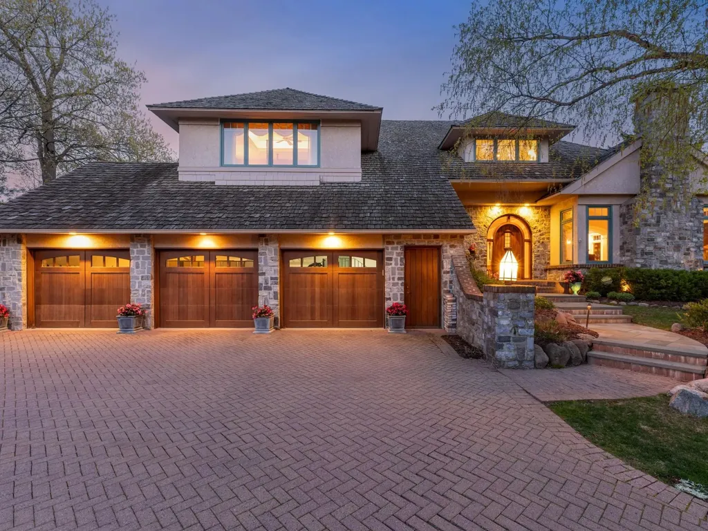 25 Bello Drive Edina MN 55439