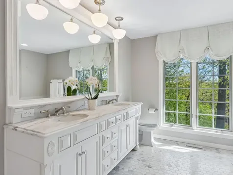 25 Bello Drive Edina MN 55439