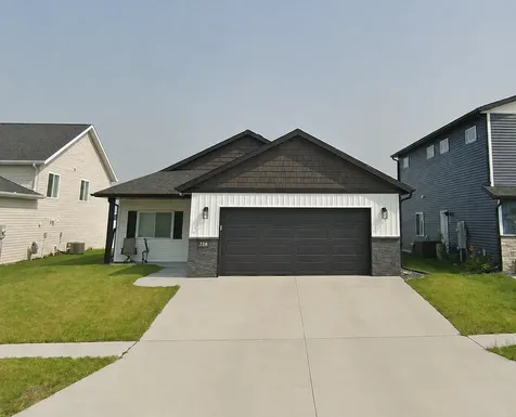 728 1st Avenue Horace ND 58047