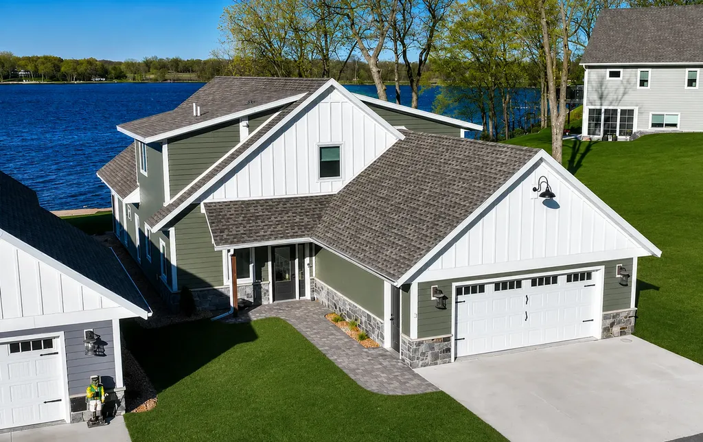 2405 S Le Homme Dieu Drive NE Alexandria MN 56308