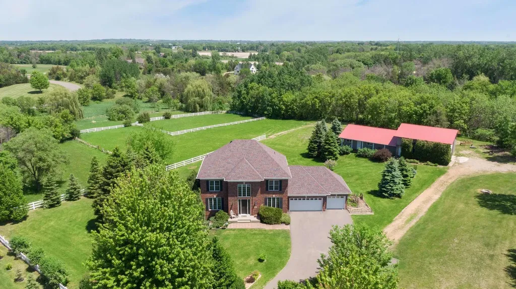 9820 High Bluff Lane Corcoran MN 55340