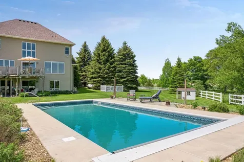 9820 High Bluff Lane Corcoran MN 55340