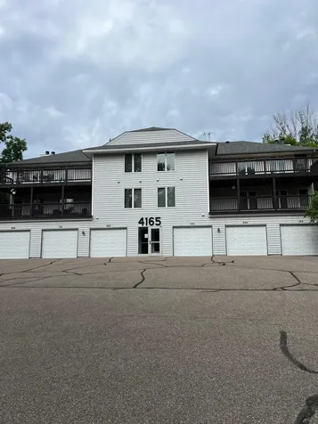 4165 Hilltop Point Eagan MN 55123