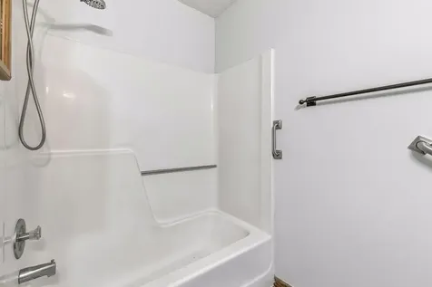 4165 Hilltop Point Eagan MN 55123