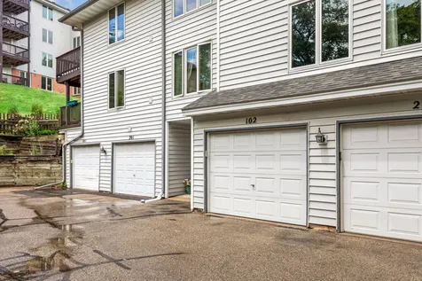 4165 Hilltop Point Eagan MN 55123