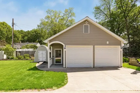 2936 Quail Avenue N Golden Valley MN 55422