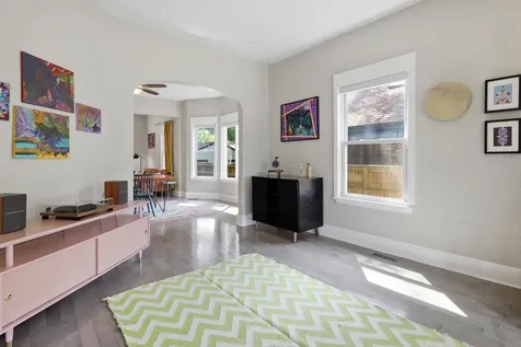 1350 Laurel Avenue Saint Paul MN 55104
