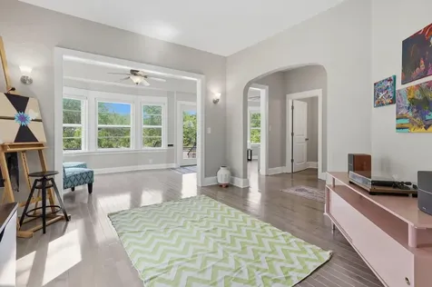 1350 Laurel Avenue Saint Paul MN 55104