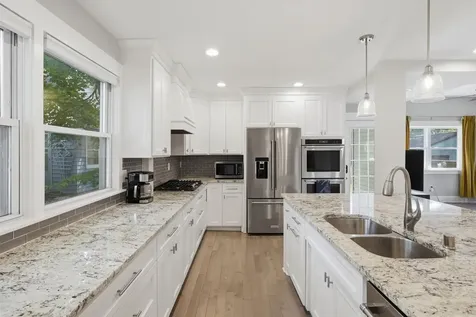 1350 Laurel Avenue Saint Paul MN 55104