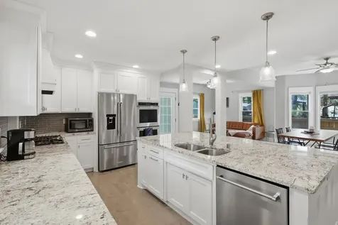 1350 Laurel Avenue Saint Paul MN 55104