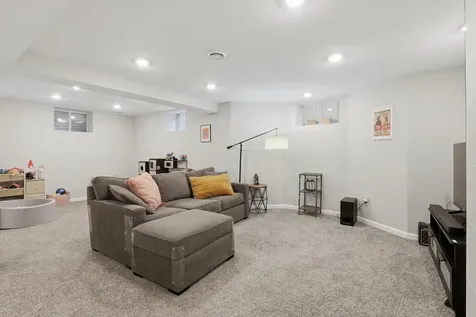 1350 Laurel Avenue Saint Paul MN 55104