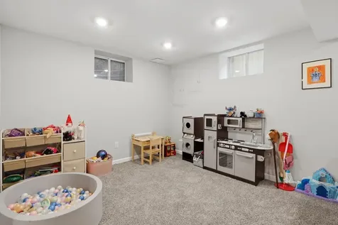1350 Laurel Avenue Saint Paul MN 55104