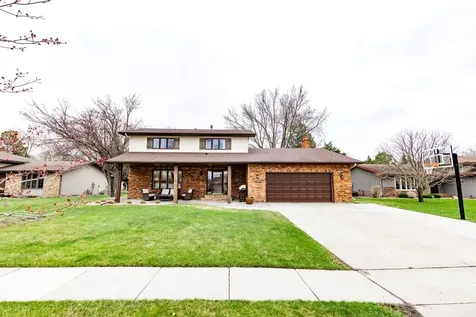 3701 Fairway Road N Fargo ND 58102