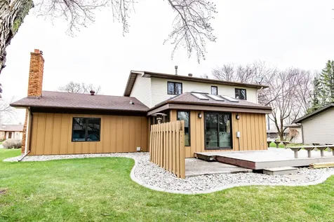 3701 Fairway Road N Fargo ND 58102