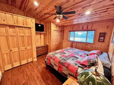 5713 Crane Lake Road Buyck MN 55771