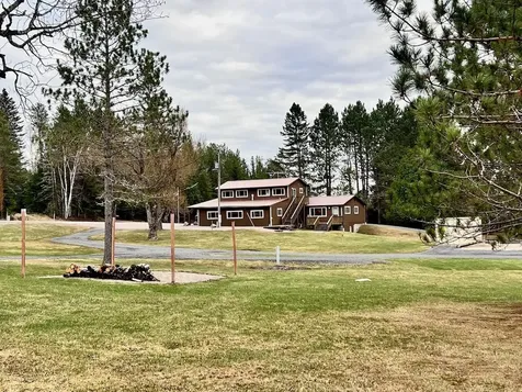 5713 Crane Lake Road Buyck MN 55771