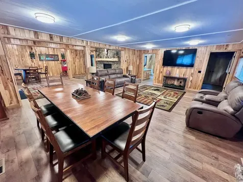 5713 Crane Lake Road Buyck MN 55771