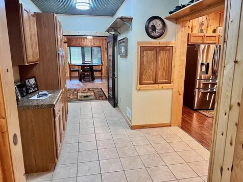 5713 Crane Lake Road Buyck MN 55771