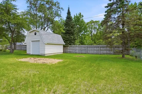 10050 Palm Street NW Coon Rapids MN 55433
