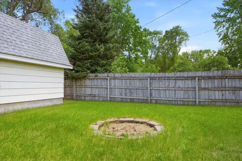 10050 Palm Street NW Coon Rapids MN 55433