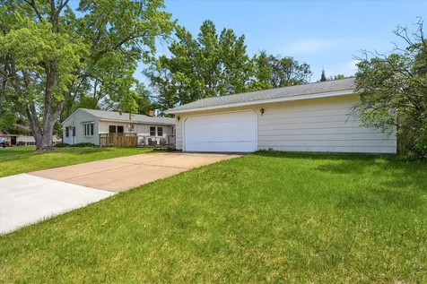 10050 Palm Street NW Coon Rapids MN 55433