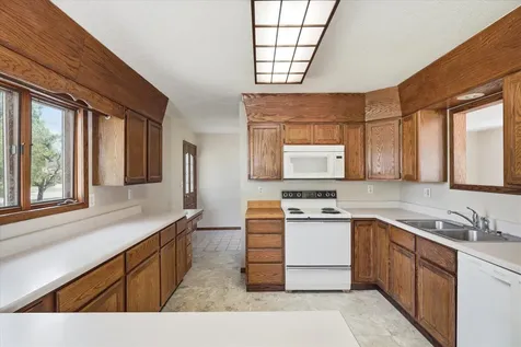 10050 Palm Street NW Coon Rapids MN 55433
