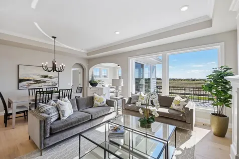 9064 Mills Lane Chanhassen MN 55317