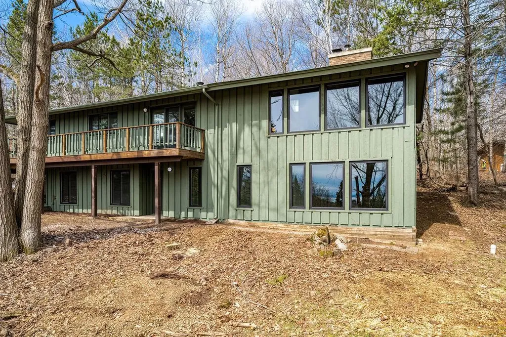 2207 Heather Avenue Duluth MN 55803