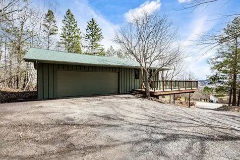 2207 Heather Avenue Duluth MN 55803