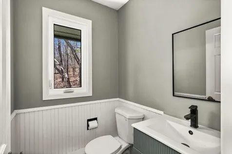 2207 Heather Avenue Duluth MN 55803