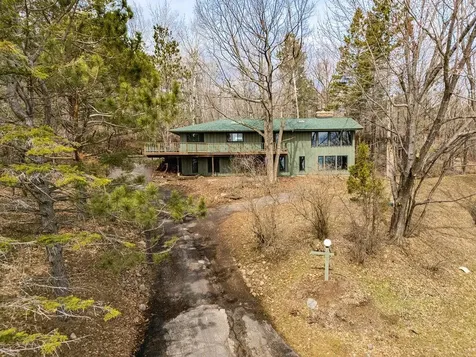 2207 Heather Avenue Duluth MN 55803