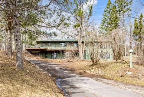 2207 Heather Avenue Duluth MN 55803