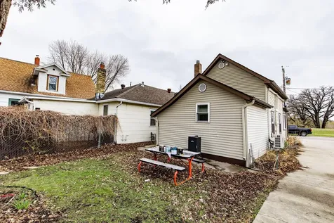 26 S Terrace N Fargo ND 58102