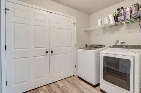 1207 Barnes Drive W West Fargo ND 58078