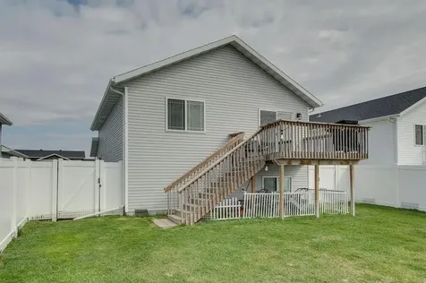1207 Barnes Drive W West Fargo ND 58078
