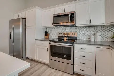1207 Barnes Drive W West Fargo ND 58078