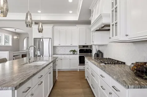 9145 Mills Drive Chanhassen MN 55317