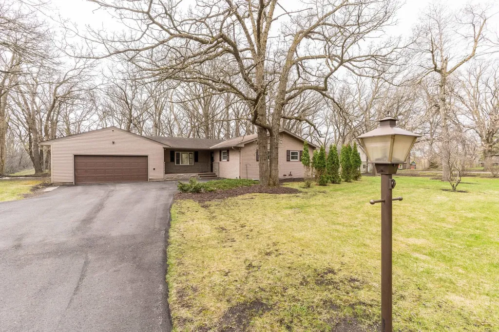 728 S Woodland Drive Fergus Falls MN 56537
