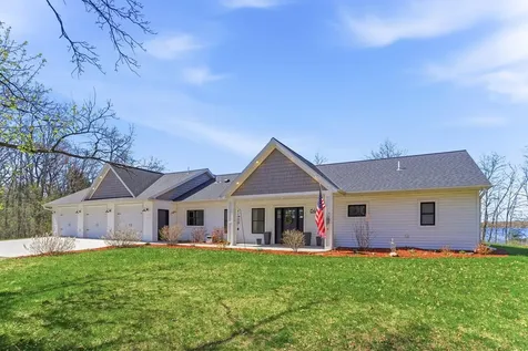 6440 108th Avenue Clear Lake MN 55319