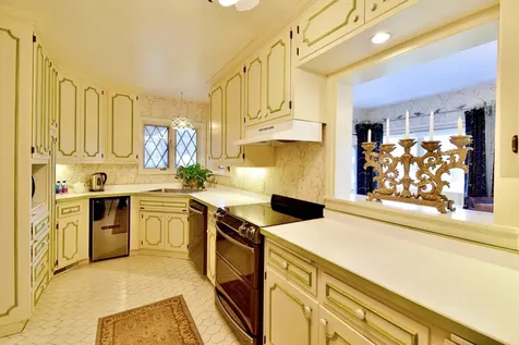 1300 Kilian Boulevard SE Saint Cloud MN 56304