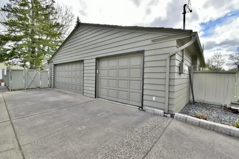 1300 Kilian Boulevard SE Saint Cloud MN 56304