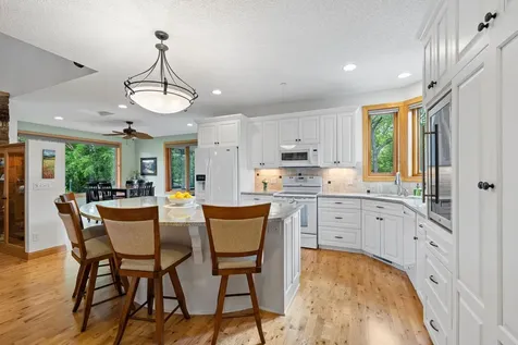 4854 Linden Trail N Lake Elmo MN 55042